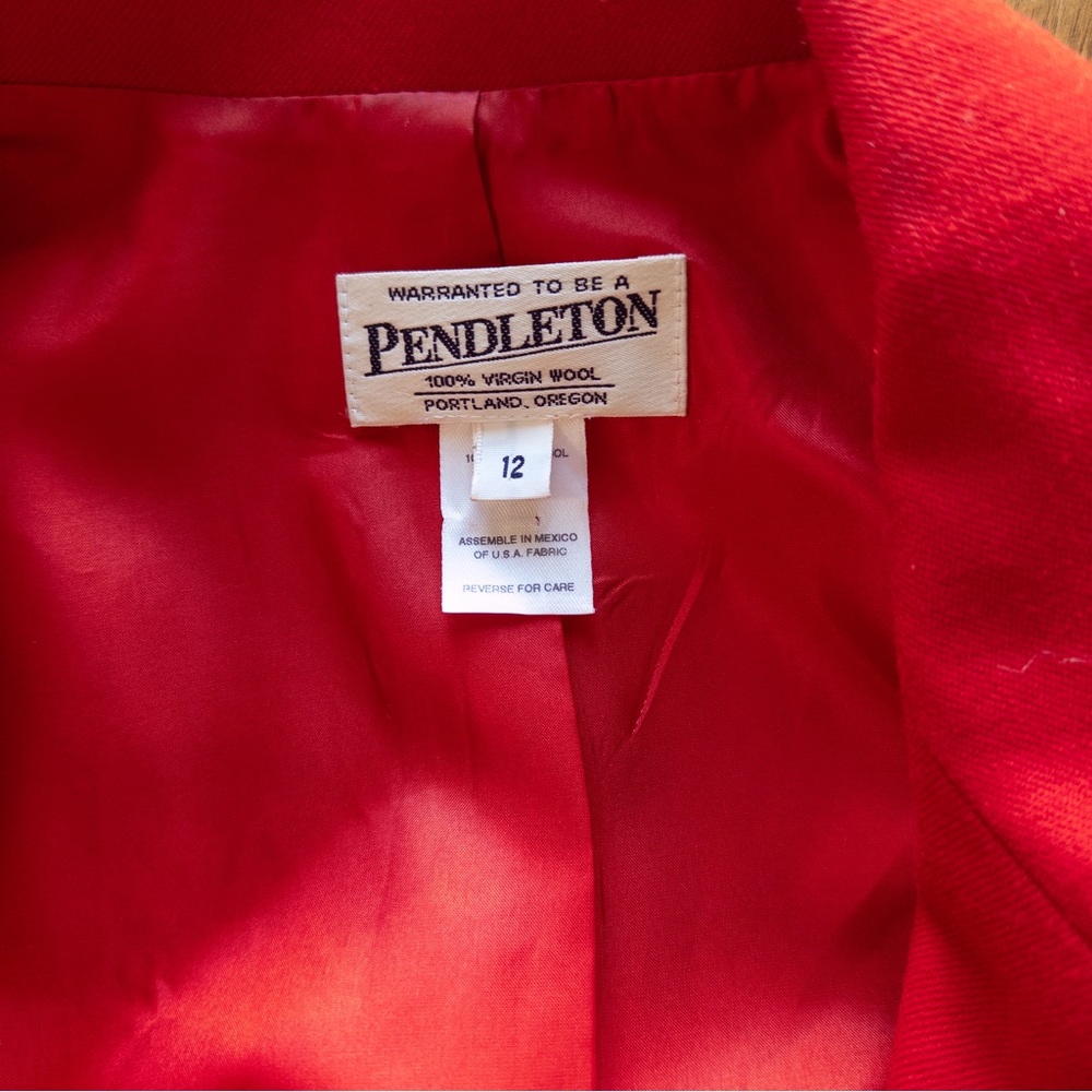Vintage Pendleton Red 100% Virgin Wool Double Breasted Blazer Jacket, size 12 - Picture 5 of 9